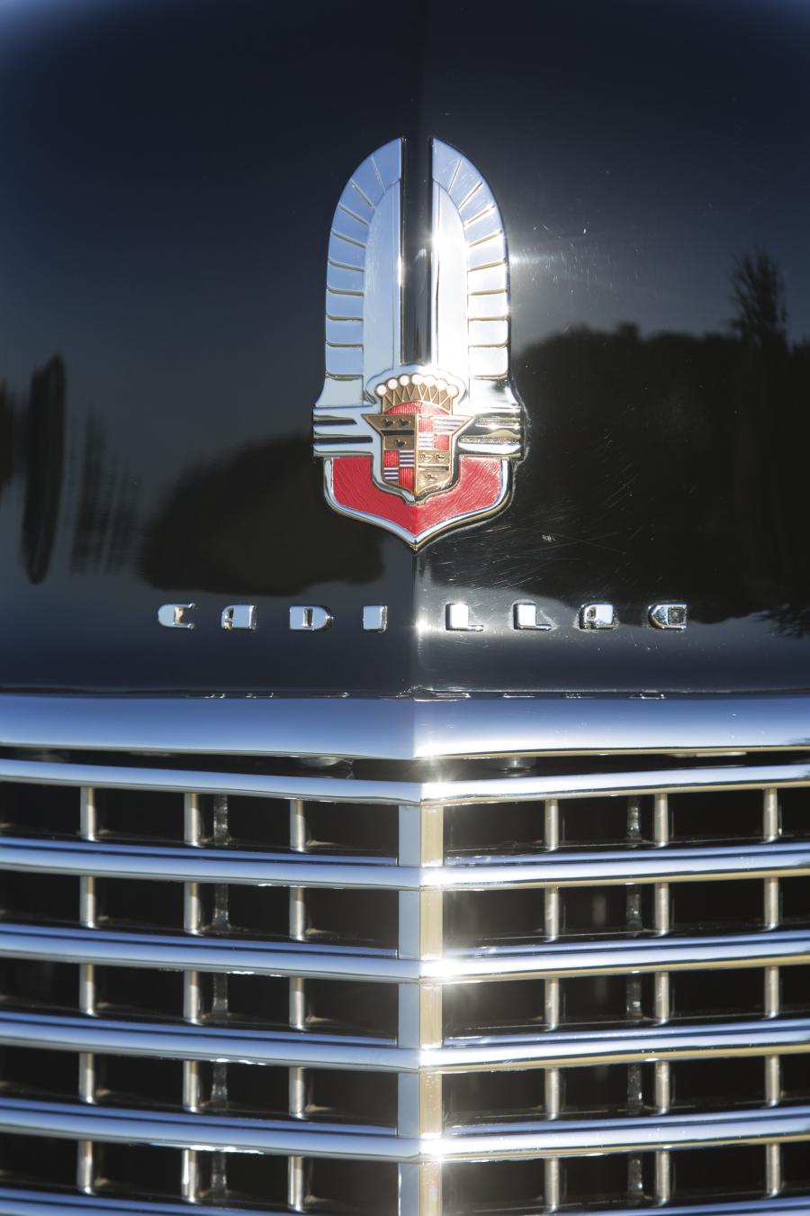  Cadillac Series 60 Special Town Car by Derham 1941 года  (фото 18 из 38)